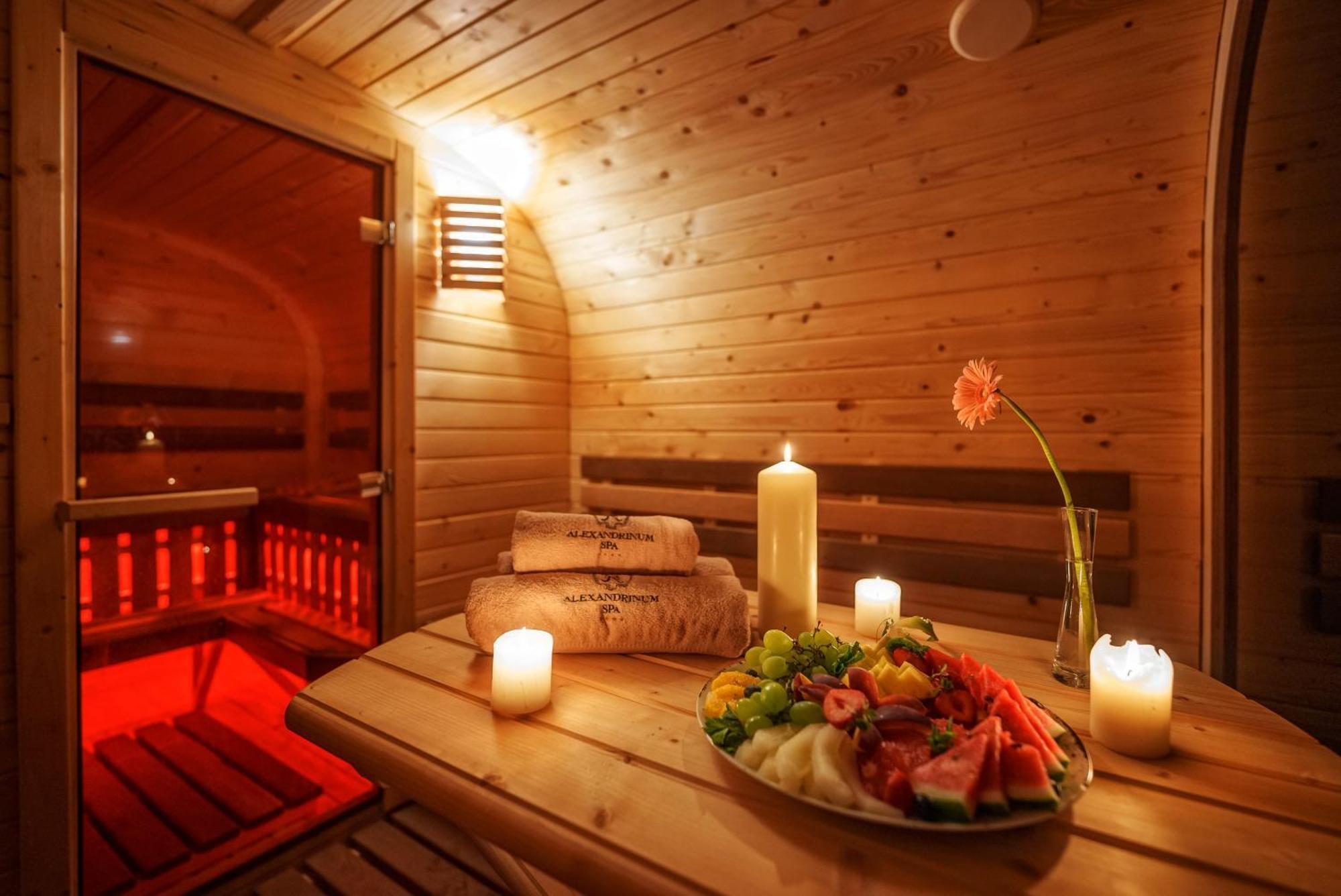 Hotel Palac Alexandrinum Krubki Ngoại thất bức ảnh