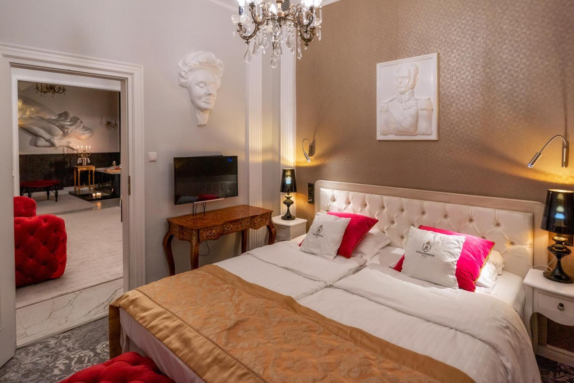 Hotel Palac Alexandrinum Krubki Ngoại thất bức ảnh