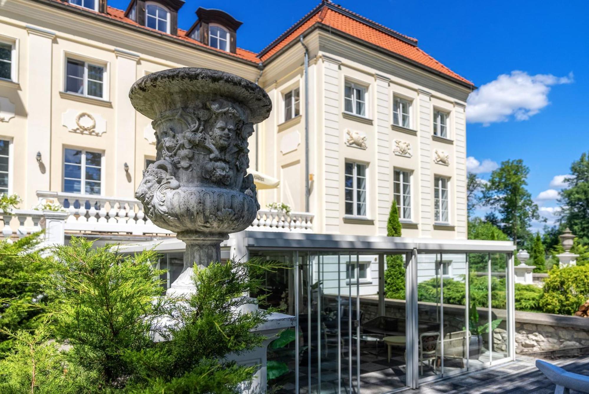 Hotel Palac Alexandrinum Krubki Ngoại thất bức ảnh