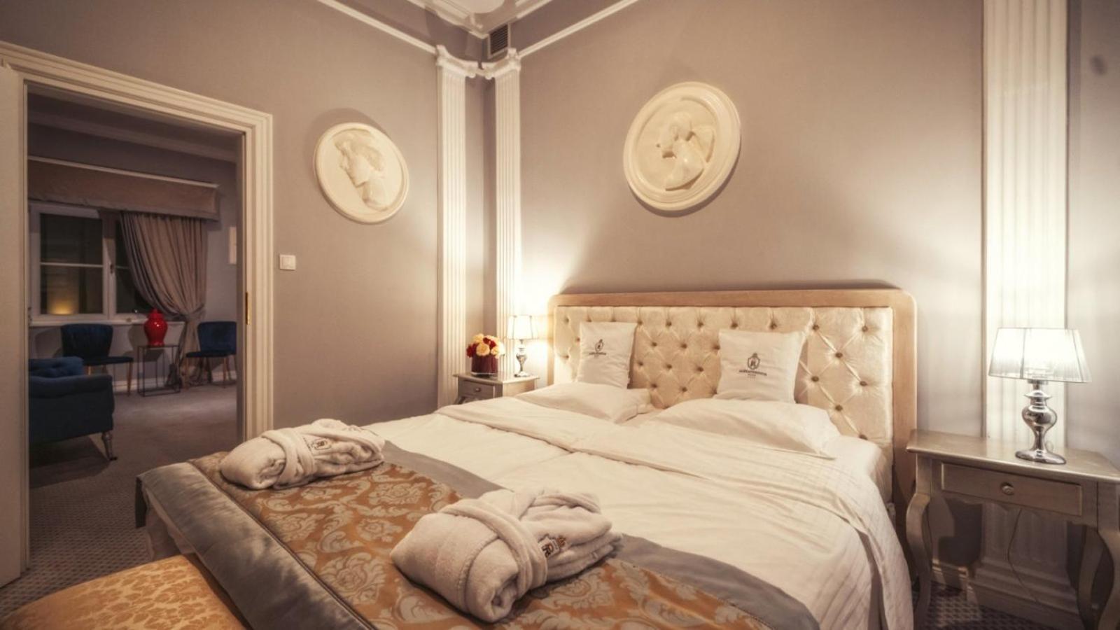Hotel Palac Alexandrinum Krubki Ngoại thất bức ảnh